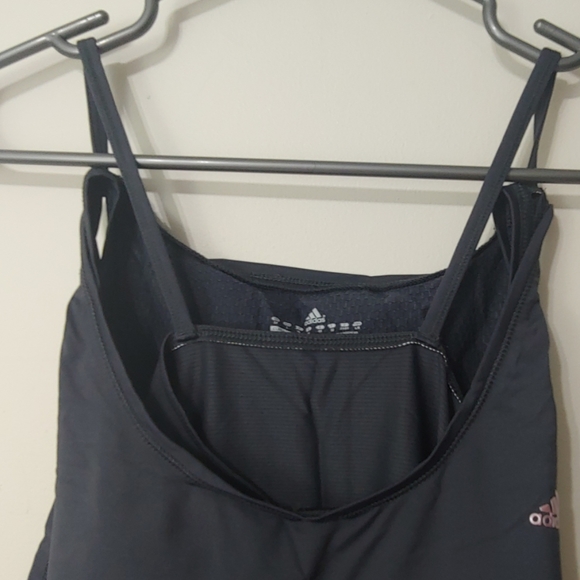 Adidas tank - Picture 8 of 8